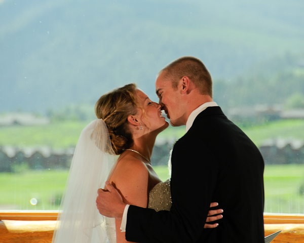 wedding, kiss, bride, groom, big sky, montana